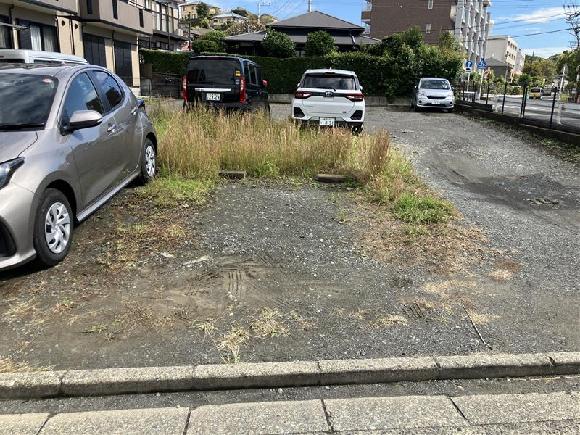 大船6-3-15駐車場