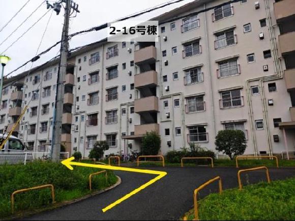 ＵＲ泉北竹城台一丁団地駐車場