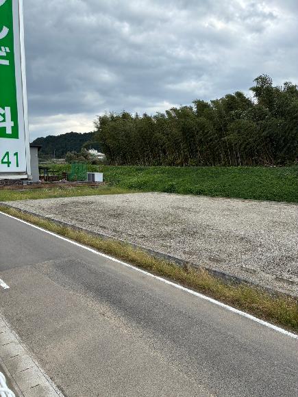 明生町5-1-39駐車場