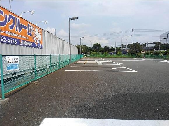 タイムズ国立泉駐車場