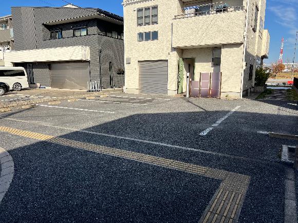 更級1-4-4駐車場