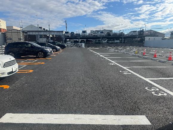 池辺町４６４８－２駐車場