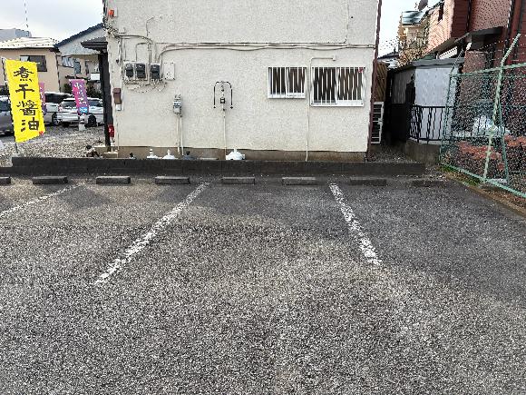 相原5-4-66駐車場