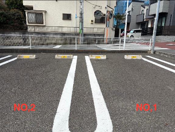 グラシア・フィス旭が丘C棟駐車場
