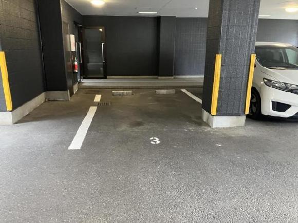 FKプレシアス赤城駐車場