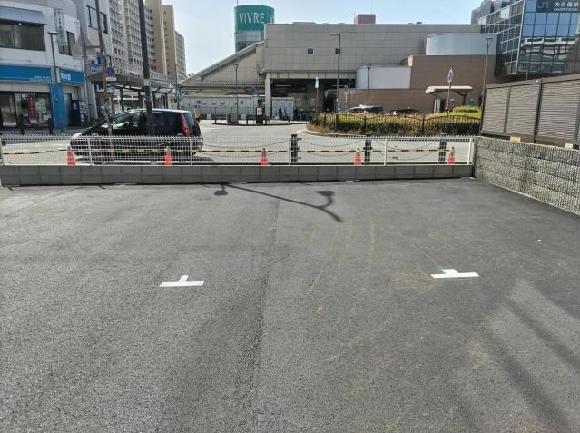 明石大久保駅前駐車場 (軽専用)