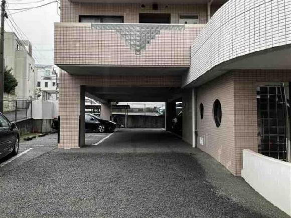 それいゆ駐車場