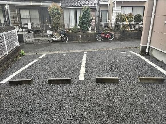 サングランデ2駐車場