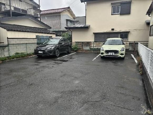 サングランデ2駐車場