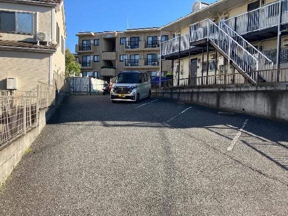 ハイホームスズキＢ駐車場