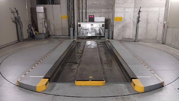 大阪富国生命ビル