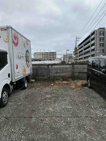 FK中村南2丁目27駐車場