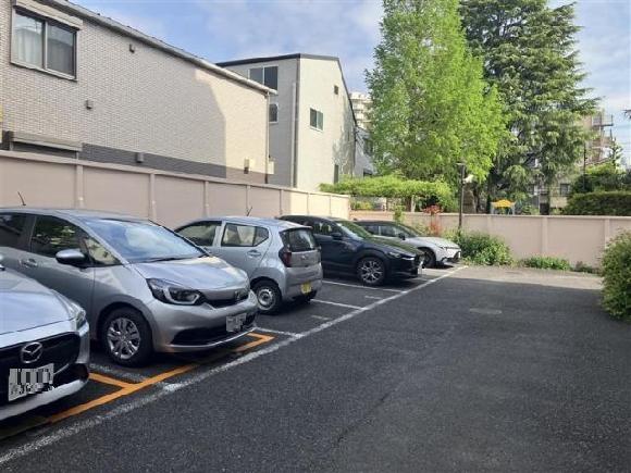 ビューテラス高井戸駐車場