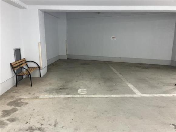 葉山アヴェニュー駐車場