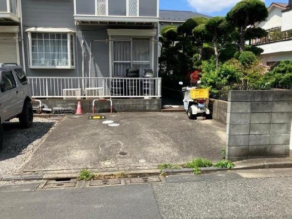 ヴァンベール東金町駐車場