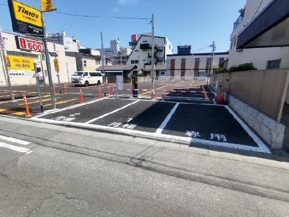 タイムズ八戸馬場町駐車場