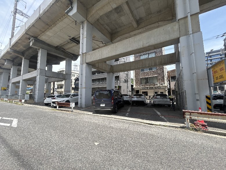 二葉の里その２駐車場