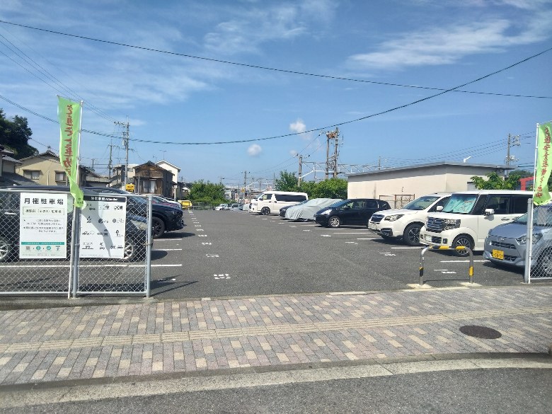 坂駅前（その１）駐車場