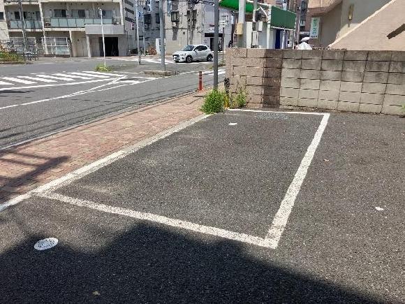 フォルビテッツァ市川駐車場