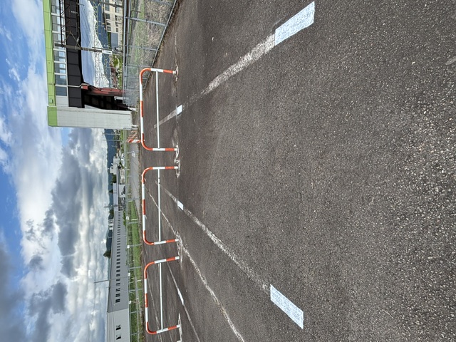 大館駅裏月極駐車場