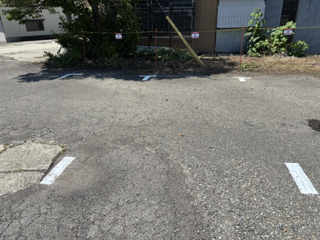 羽後四ツ屋駅前駐車場