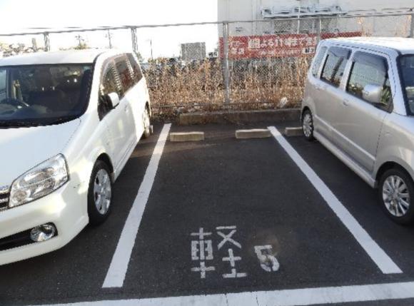 鴨居駅清水踏切脇