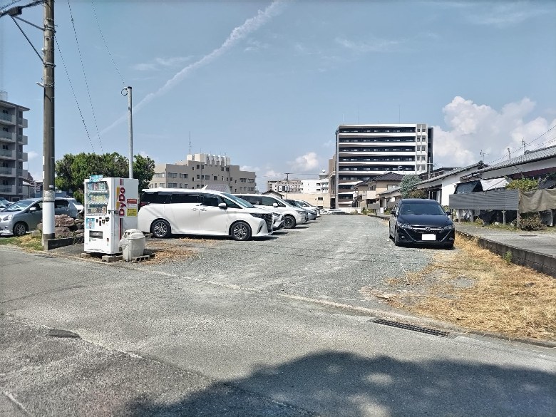 東櫛原町駐車場
