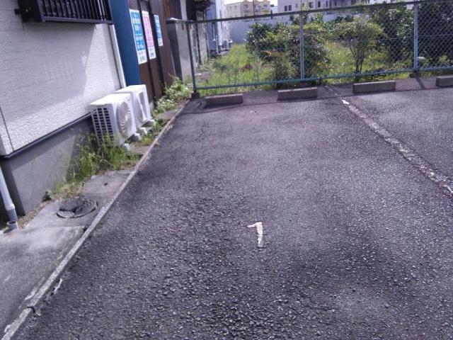 FK宿跡町3-26-1駐車場