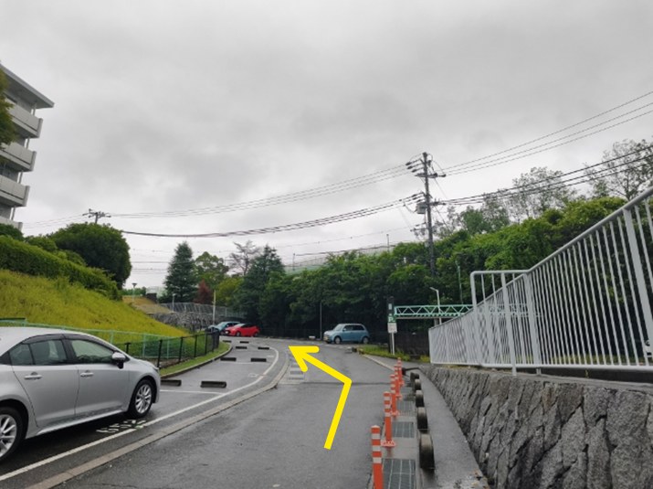 ＵＲひよどり台団地駐車場