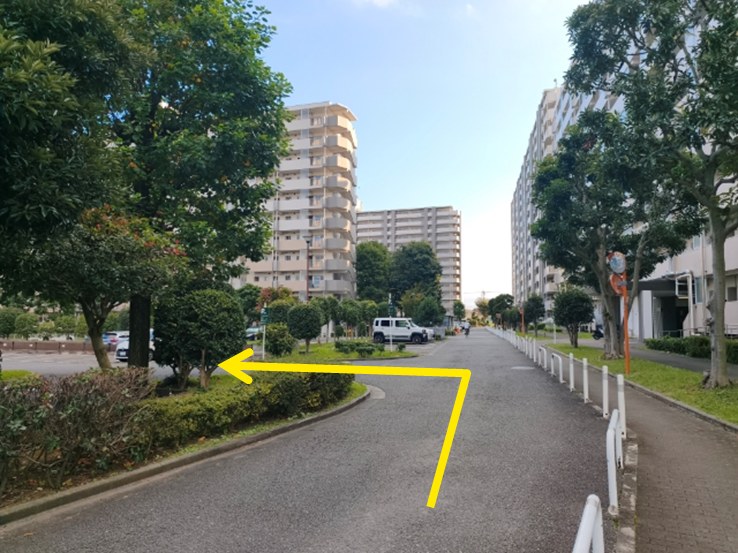 昭島つつじが丘ハイツ駐車場