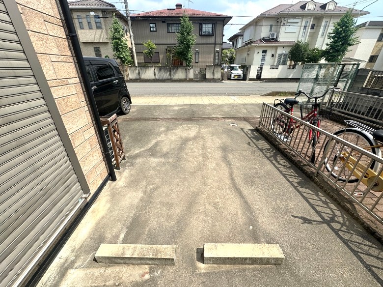 さいたま市西区プラザ駐車場