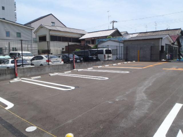 長池町第３駐車場